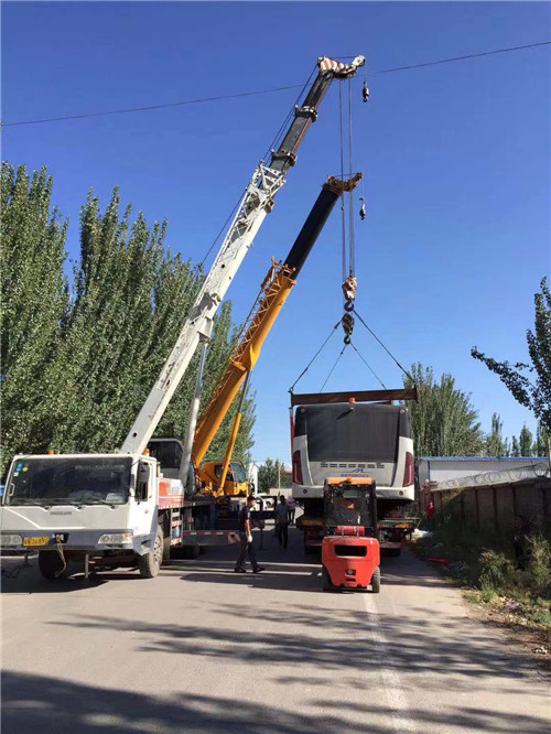 乾县港口集装箱搬运案例